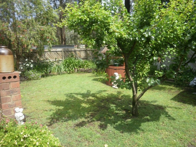 6 Carnarvon Court, Sunbury VIC 3429