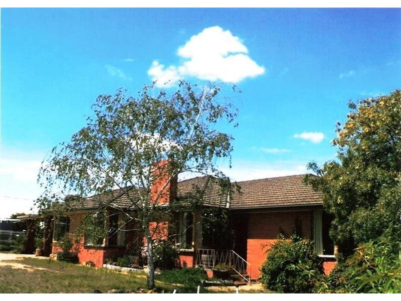 1662 Kilmore Lancefield Road, Romsey VIC 3434