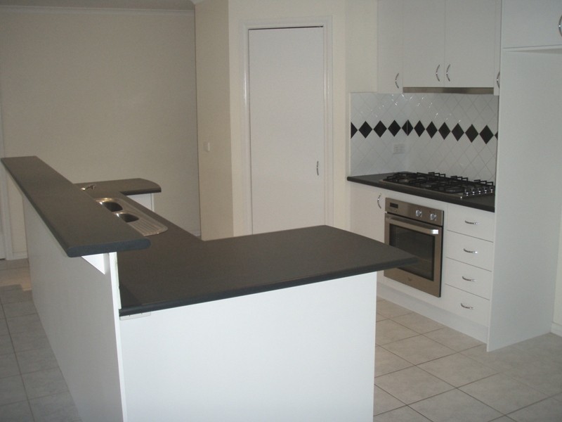 9 Sassafras Drive, Sunbury VIC 3429