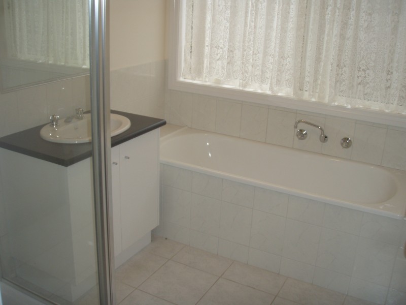 9 Sassafras Drive, Sunbury VIC 3429