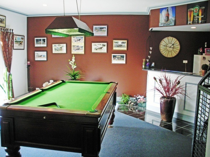 59 METCALFE DRIVE, Romsey VIC 3434