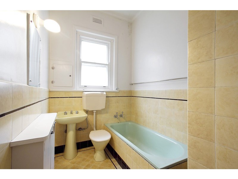 16 Gough Street, Elsternwick VIC 3185