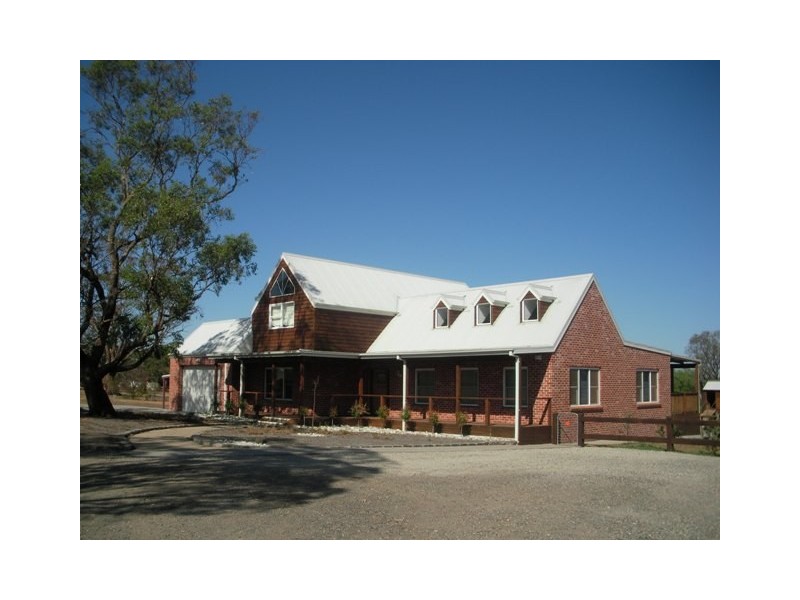 3 Garrard Court, Melton South VIC 3338