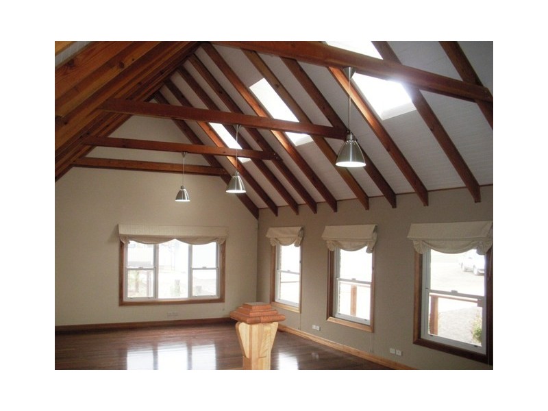 3 Garrard Court, Melton South VIC 3338