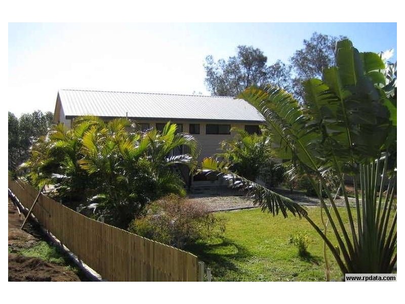 55 Bangalow St, Russell Island QLD 4184