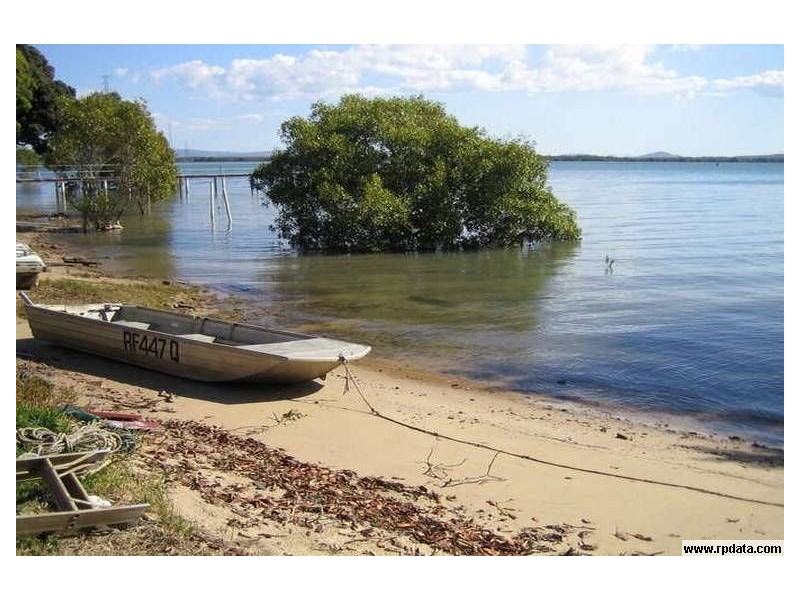 55 Bangalow St, Russell Island QLD 4184