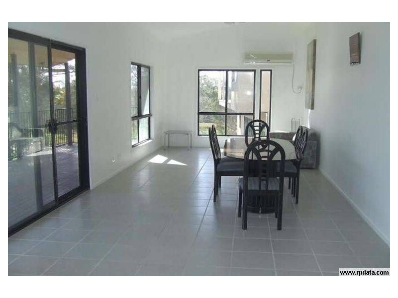 55 Bangalow St, Russell Island QLD 4184