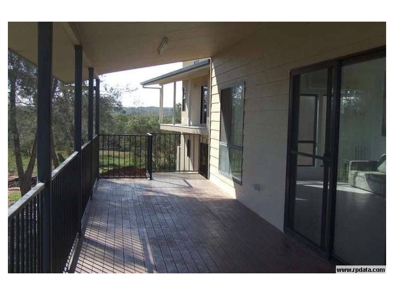 55 Bangalow St, Russell Island QLD 4184