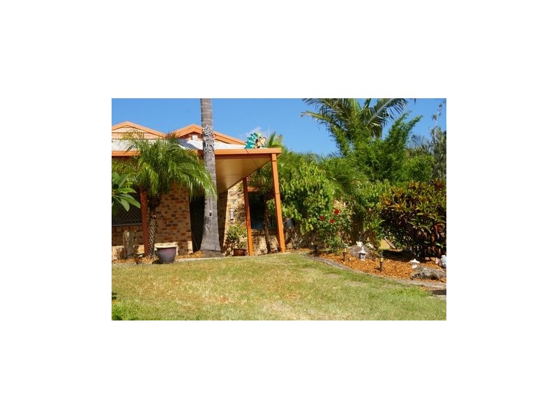 4 Prenzlau Cst, Windaroo QLD 4207