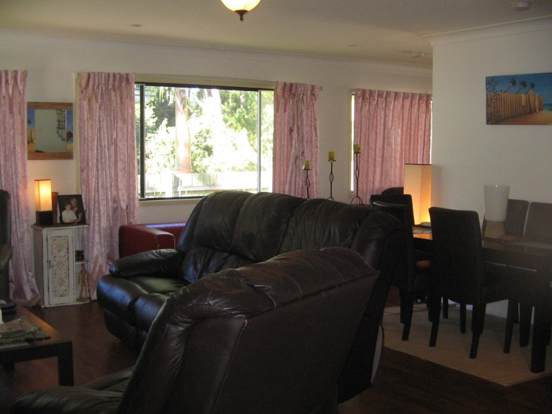 18 Marine, Macleay Island QLD 4184