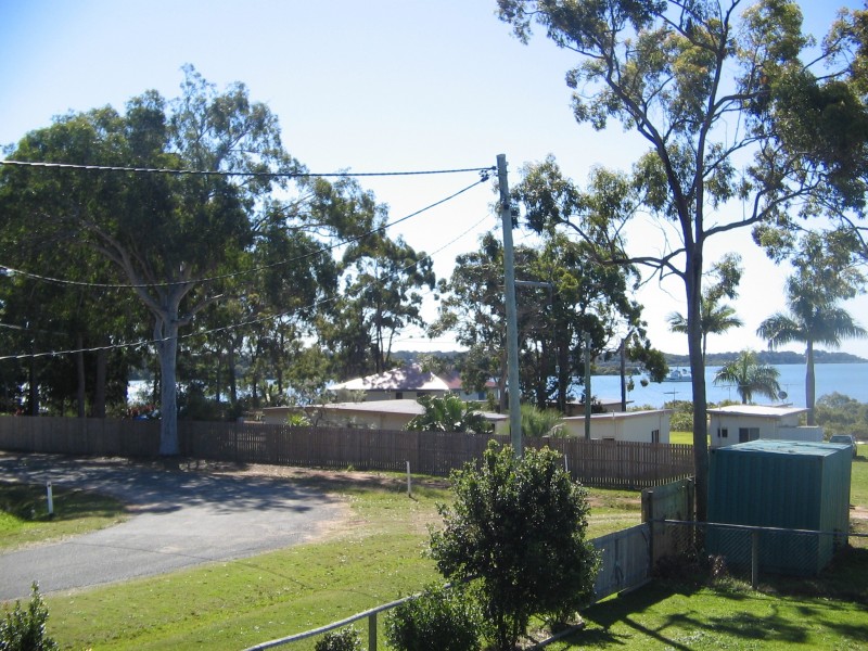 37 Wilma Cres, Russell Island QLD 4184