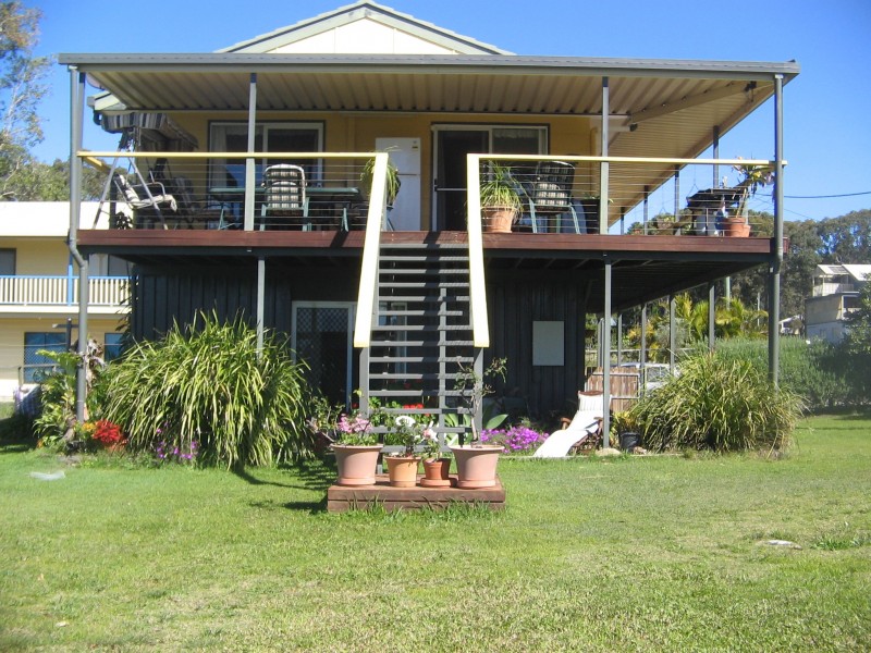 37 Wilma Cres, Russell Island QLD 4184