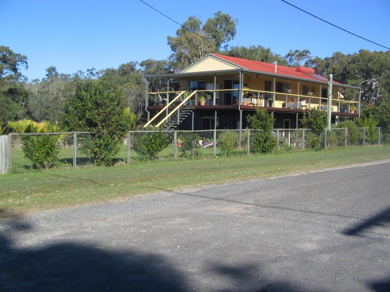 37 Wilma Cres, Russell Island QLD 4184