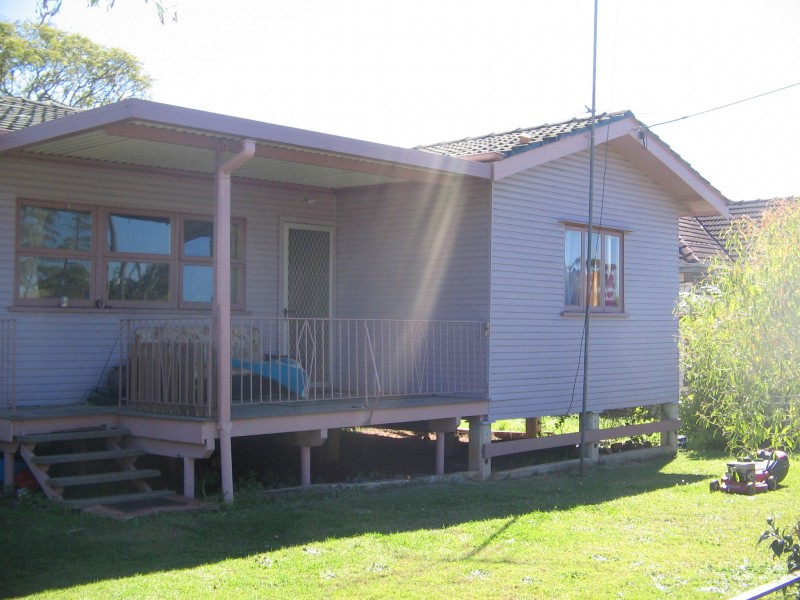 95 High St, Russell Island QLD 4184