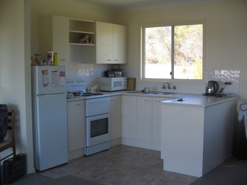 32 Woomera St, Russell Island QLD 4184