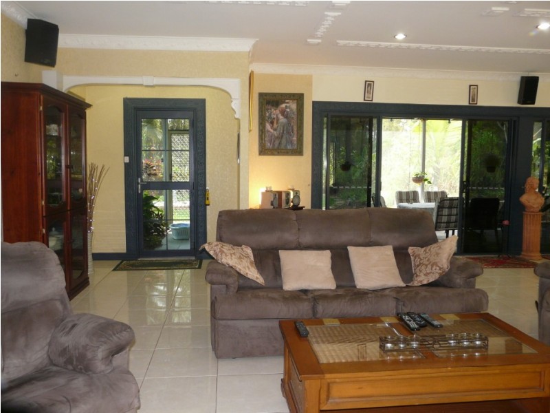 58 Kennedy Ave, Russell Island QLD 4184