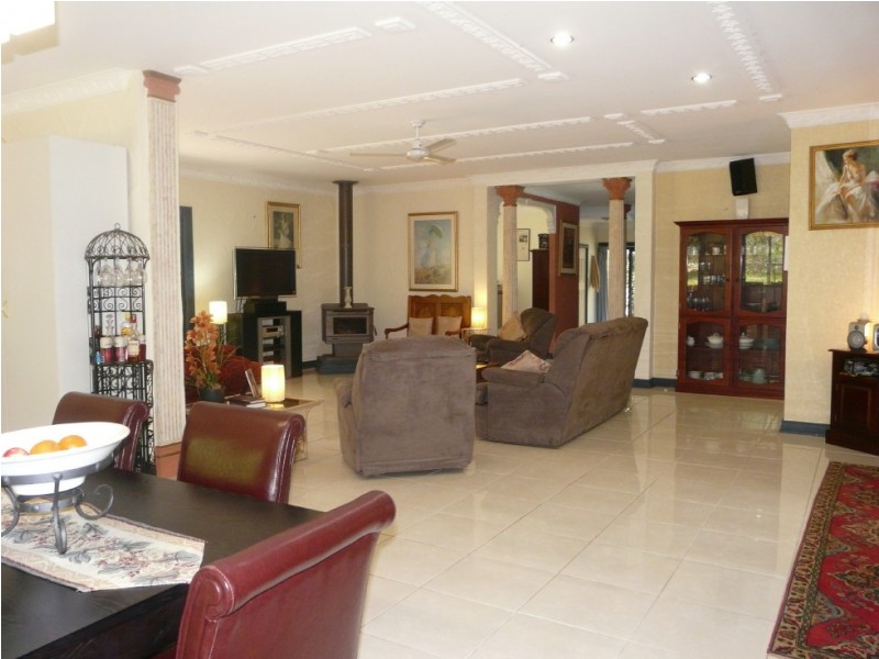 58 Kennedy Ave, Russell Island QLD 4184