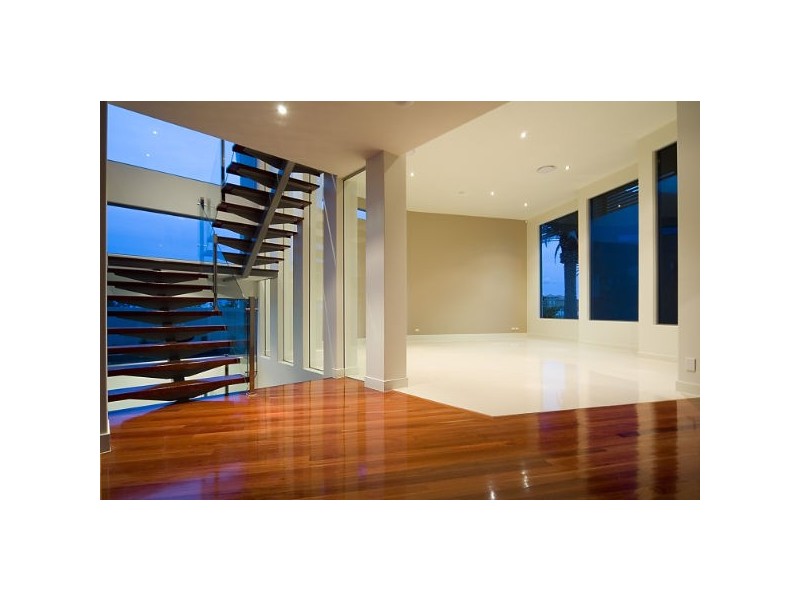 64 Sovereign Mile, Paradise Point QLD 4216