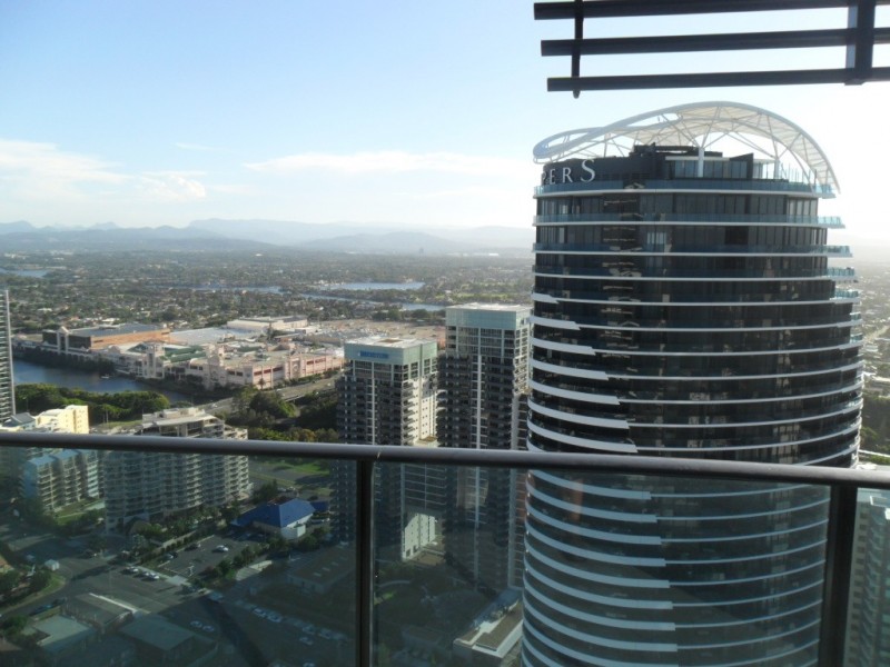 3901/1 THE ORACLE, Broadbeach QLD 4218