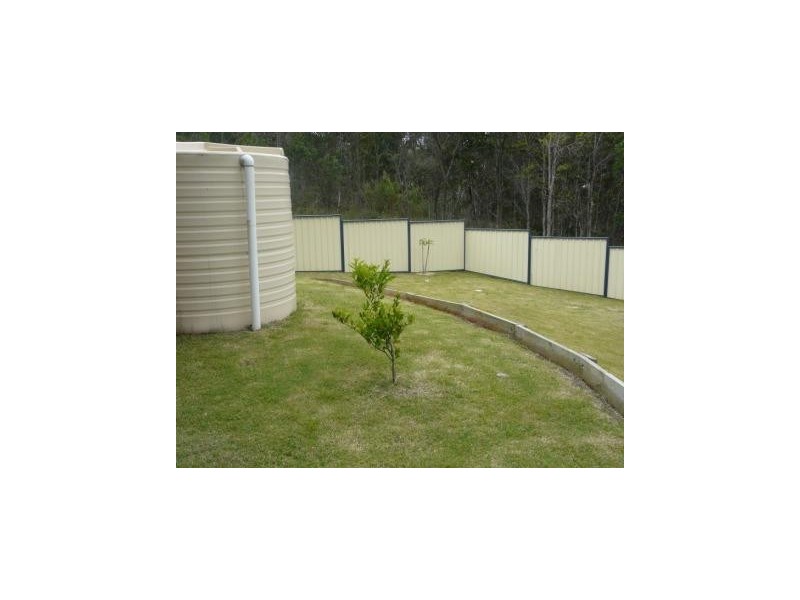 61 Barcelona St, Russell Island QLD 4184