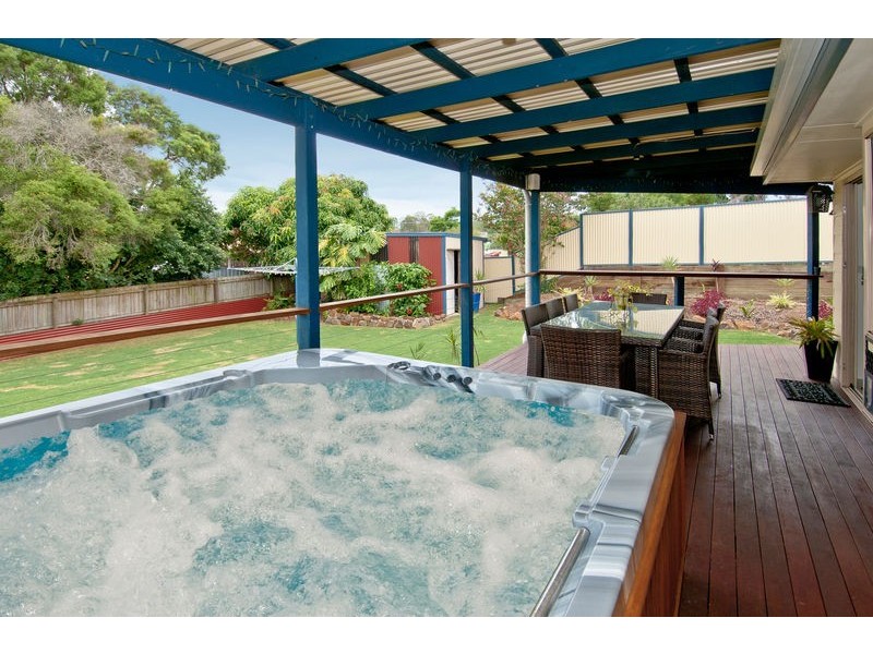 5 Nigel St, Redbank Plains QLD 4301