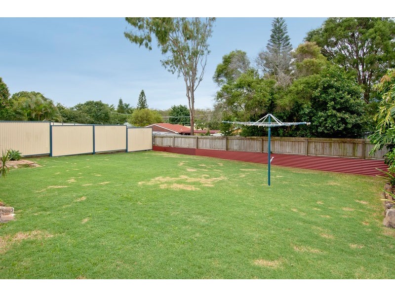5 Nigel St, Redbank Plains QLD 4301