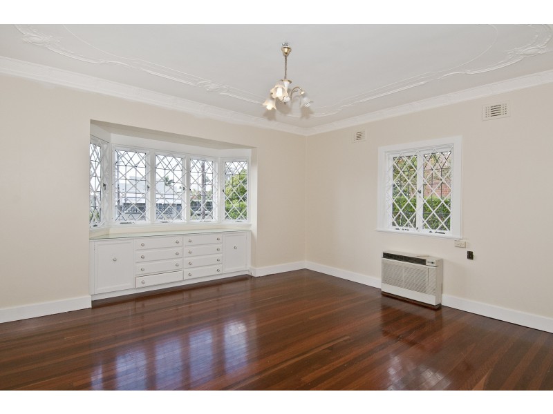 499 Old Cleveland Rd, Camp Hill QLD 4152