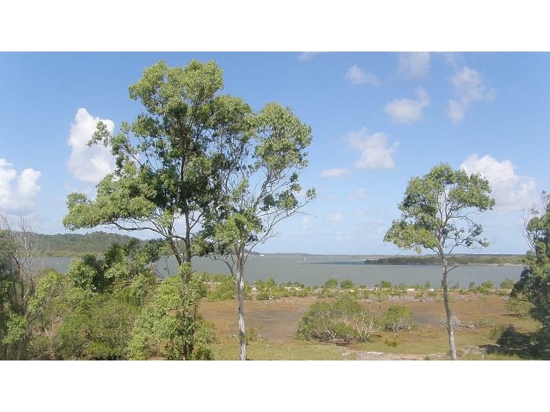76 Crescent Drive, Russell Island QLD 4184