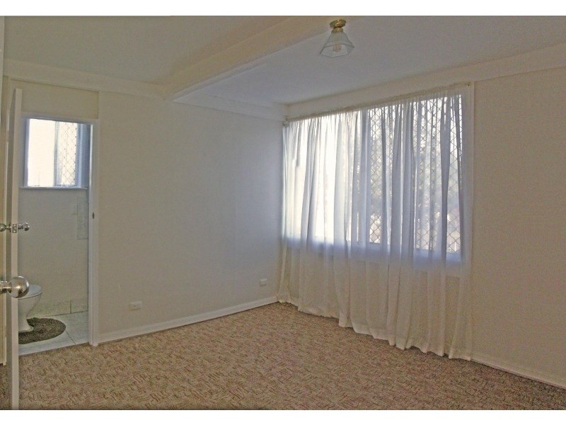 25 Karabil Street, Kingston QLD 4114