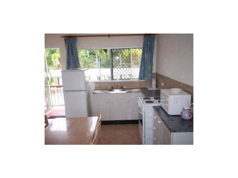 9/81-87 Guide Street, Clifton Beach QLD 4879