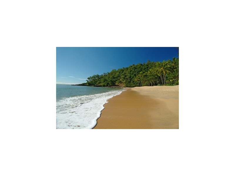 Trinity Beach QLD 4879
