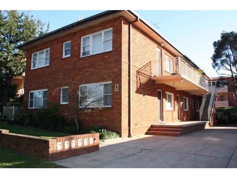 2/5 Caronia Avenue, Cronulla NSW 2230