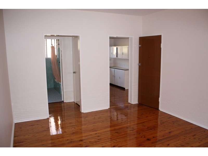 3/49 Wangee Road, Lakemba NSW 2195