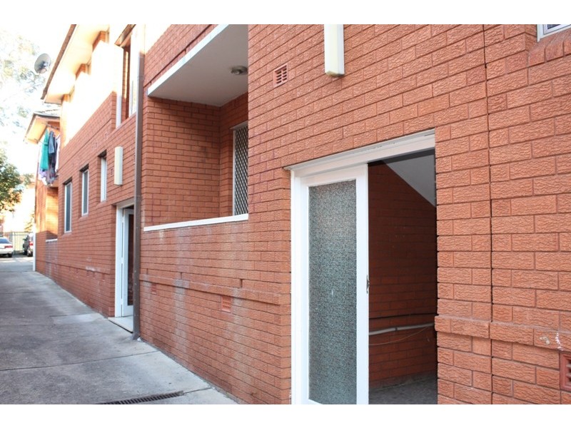 3/49 Wangee Road, Lakemba NSW 2195