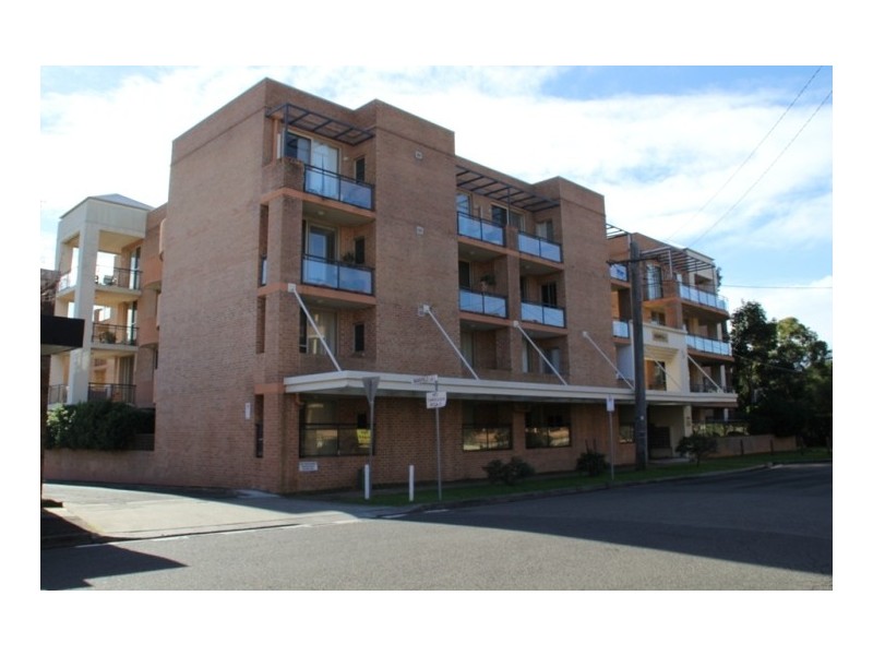 13/17-21 MANSFIELD AVENUE, Caringbah South NSW 2229