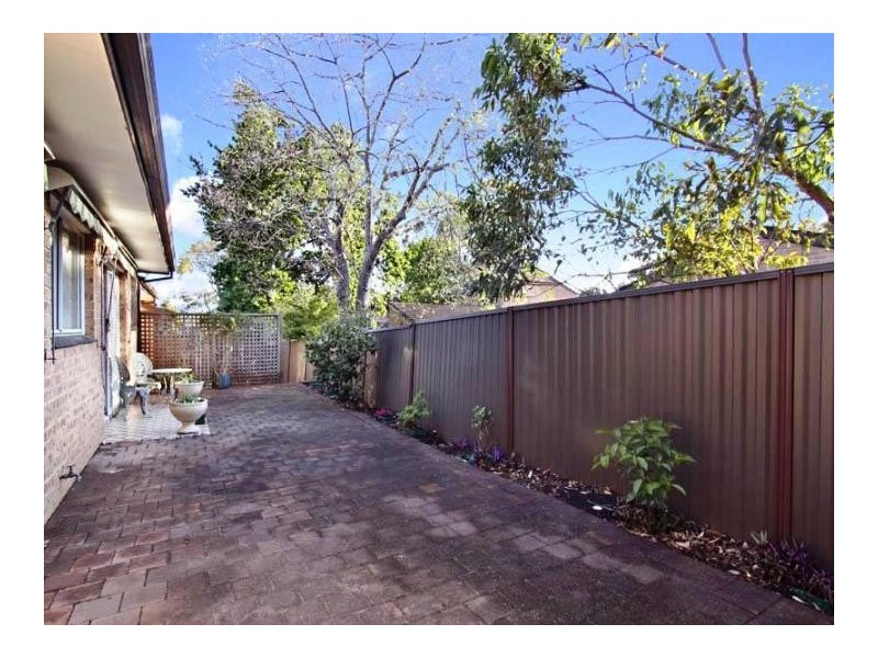 1/8 Pembroke Street, Sylvania NSW 2224