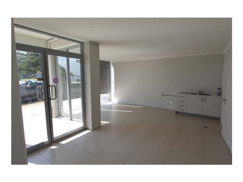 Shop 2/2-4 Prince Charles Parade, Kurnell NSW 2231