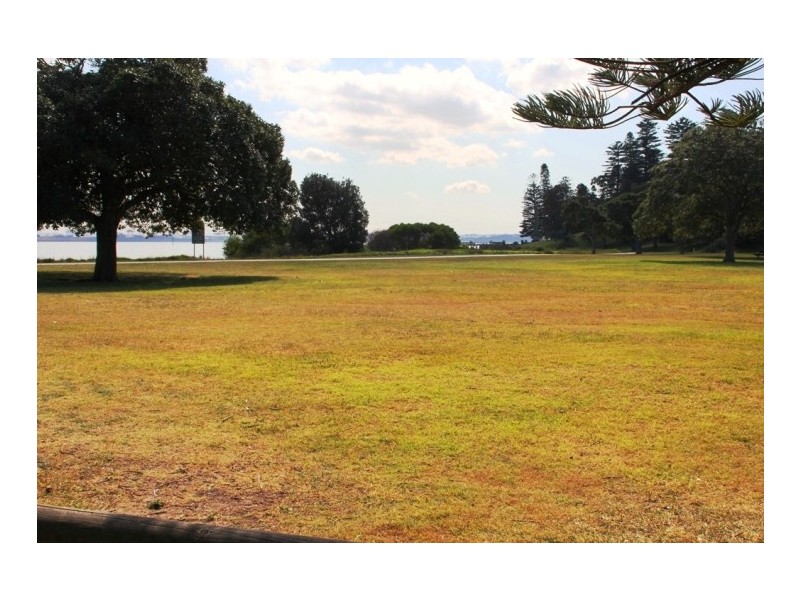 Shop 2/2-4 Prince Charles Parade, Kurnell NSW 2231