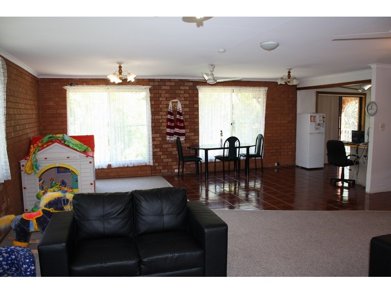 8 Jeffrey Street, Kurnell NSW 2231