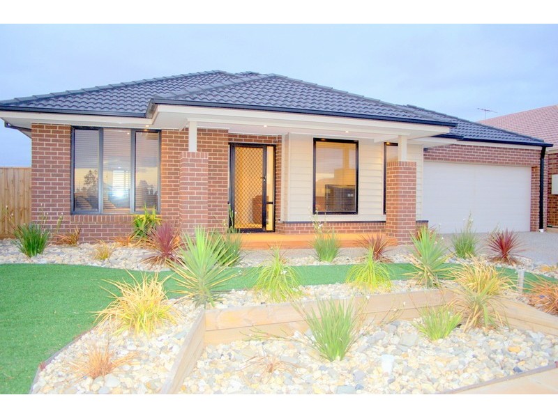 9 Edmund Drive, Tarneit VIC 3029