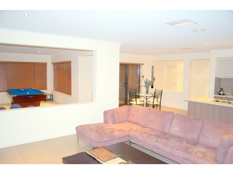 9 Edmund Drive, Tarneit VIC 3029