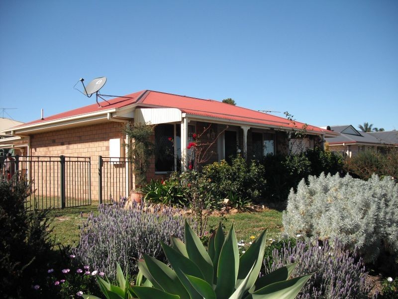 27 Bottlebrush St, Kingaroy QLD 4610