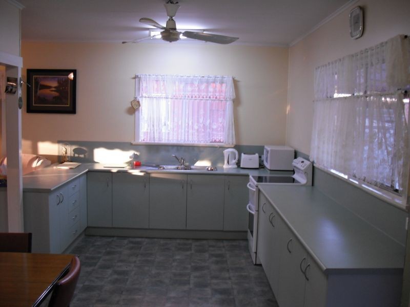 42 Bell St, Kumbia QLD 4610