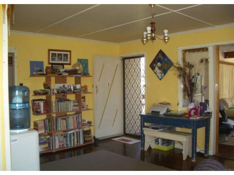 17 Earl Street, Kingaroy QLD 4610