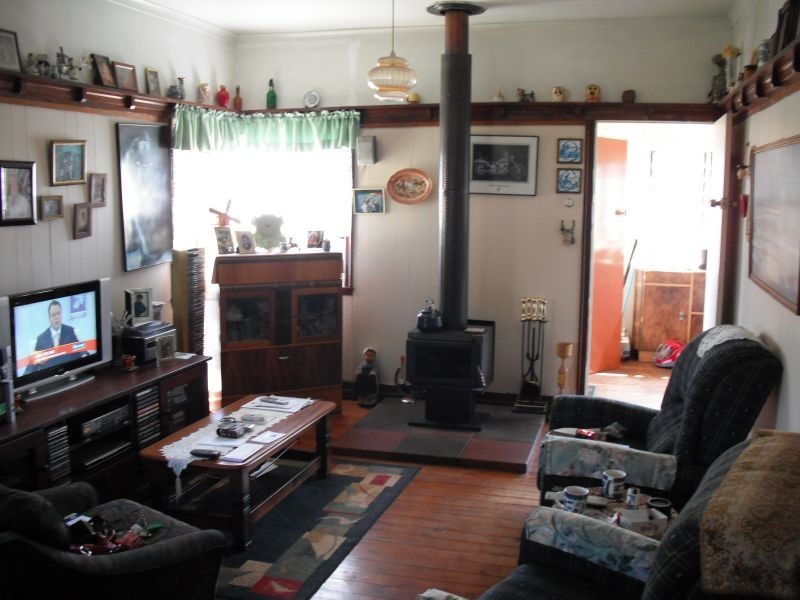 16 Phillips Street, Tingoora QLD 4608