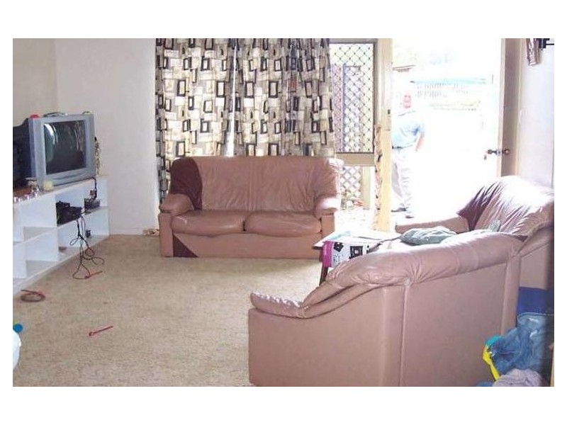 2/4 BOOTH ST, Kingaroy QLD 4610