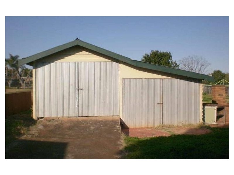 34 ARTHUR ST, Kingaroy QLD 4610
