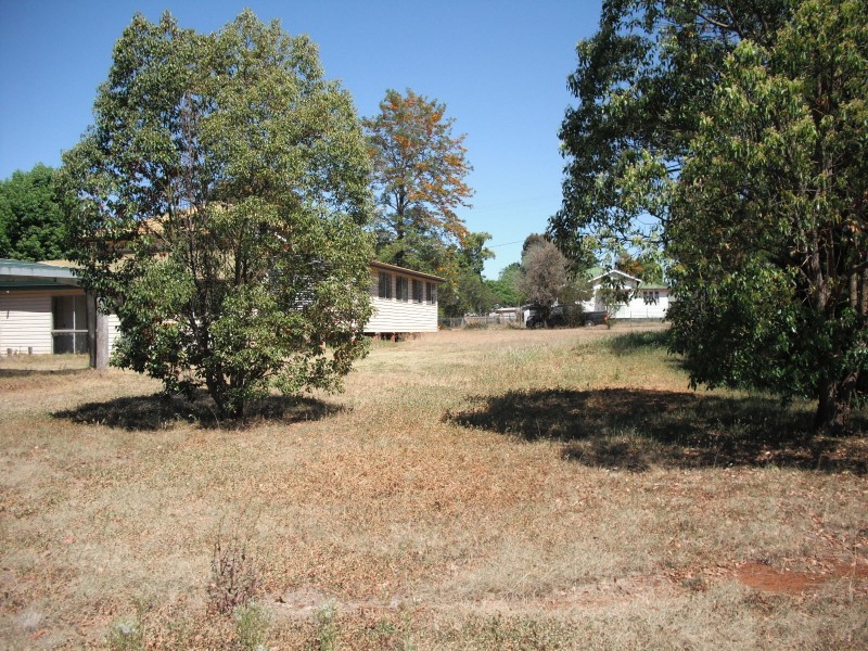 12-14 BELLE ST, Kingaroy QLD 4610