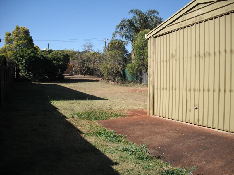 25 FAIRVIEW DR, Kingaroy QLD 4610