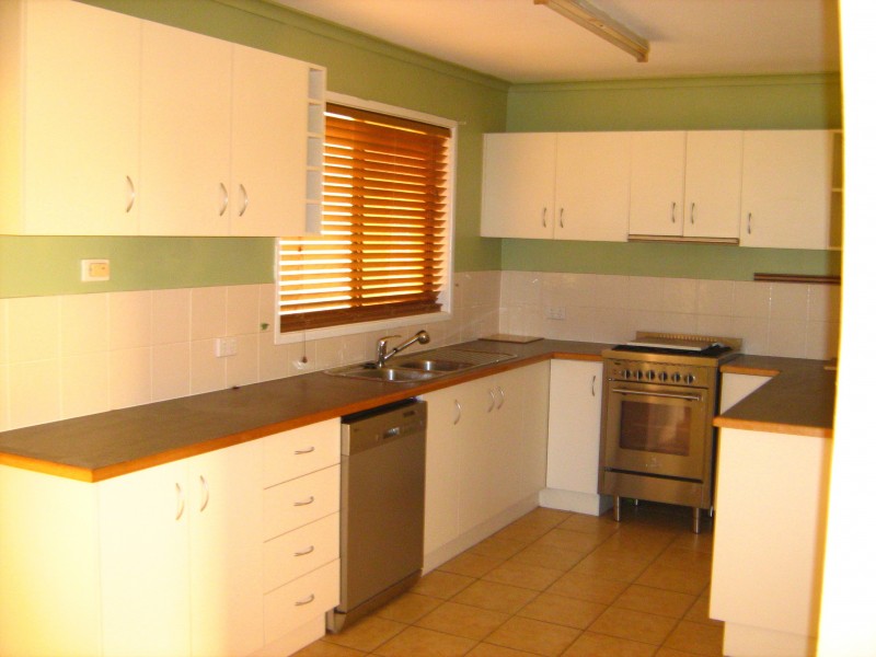 96 HARRIS RD, Kingaroy QLD 4610